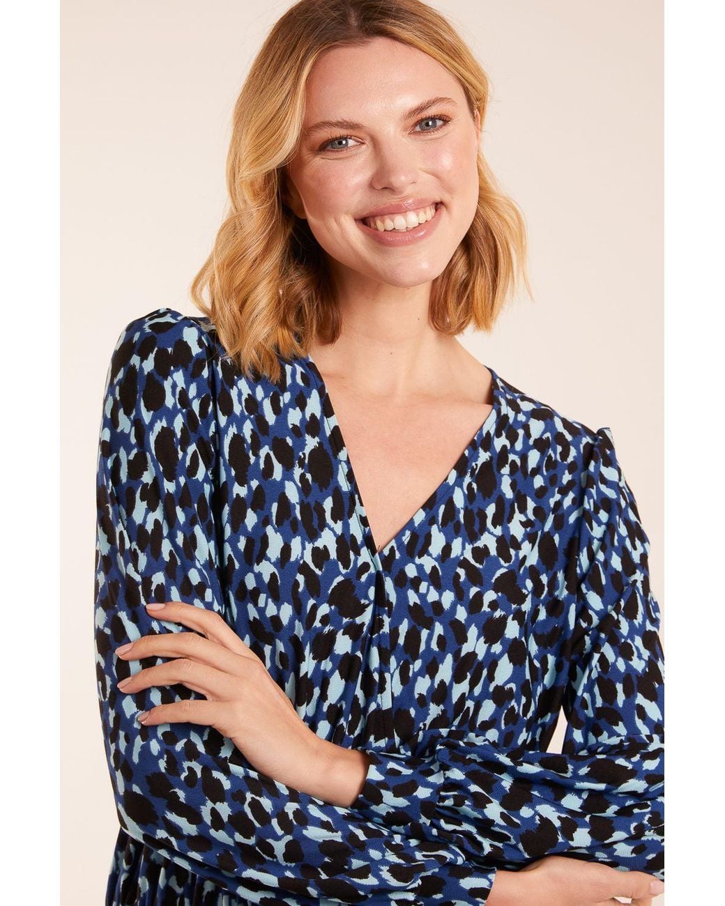 Blue Vanilla Blue Wrap Front Geometric Deep Hem Band Top
