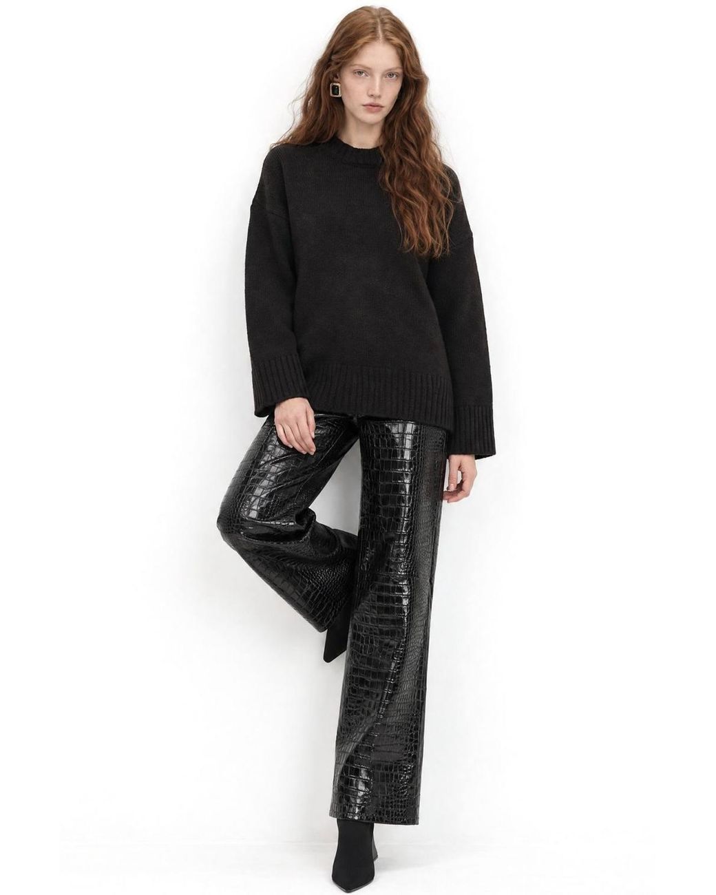MixRay Black Oversized Ribbed Knit Sweater With Crew Neck