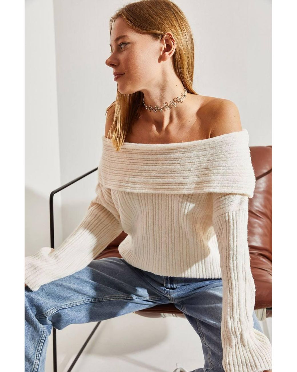 Bianco Lucci Natural Off Shoulder Ribbed Knit Sweater