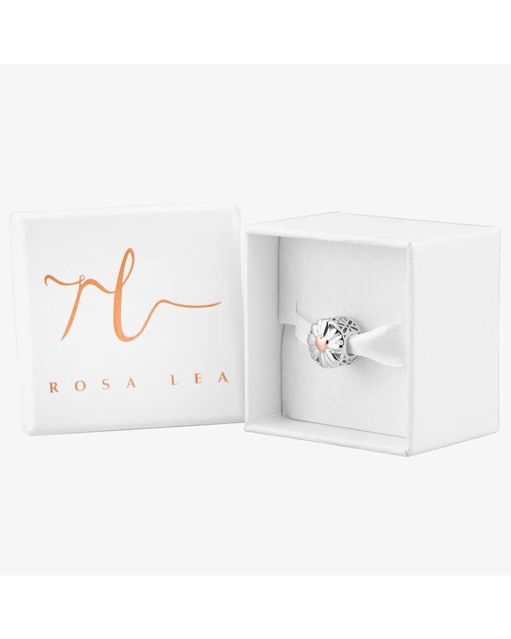 Rosa Lea White Letter C Charm Am-2Thb0071-C