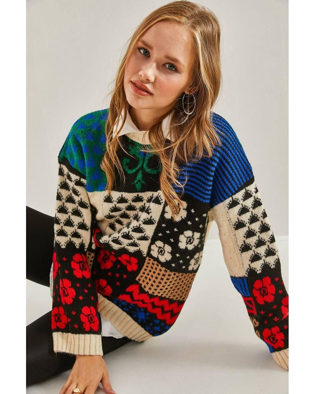 Bianco Lucci Red Thick Abstract Ribbed Knit Sweater With Crew Neck