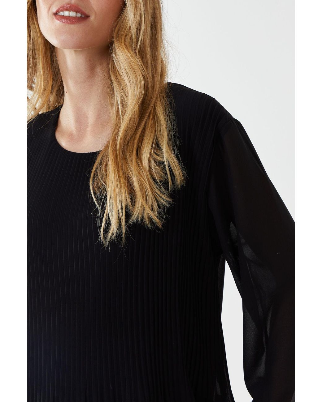 Blue Vanilla Black Long Sleeve Pleated Top