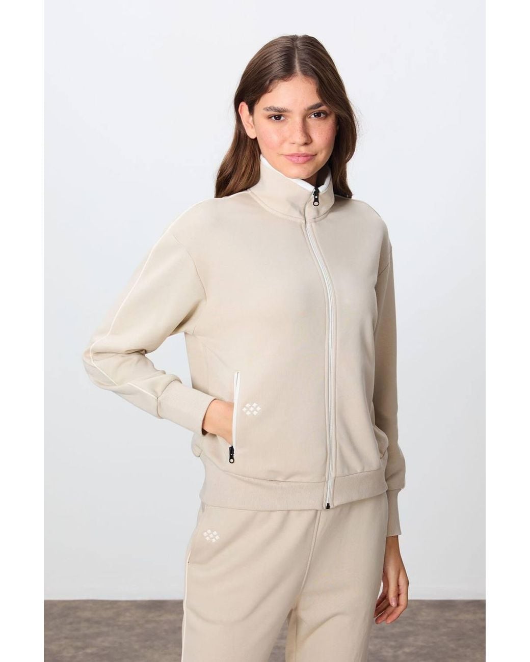 TOMMY LIFE Natural Oversized Zip-Collar Sweatshirt & Pants Set