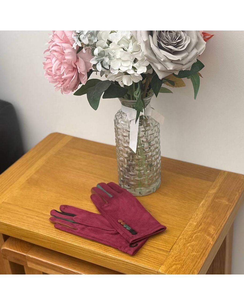 Love EMVY Purple Vibrant Colourful Contrast Gloves With Button Detailing