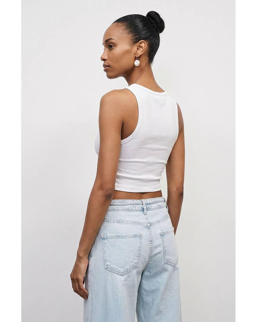 Dilvin Gray Sleeveless Slim-Fit Cami Blouse