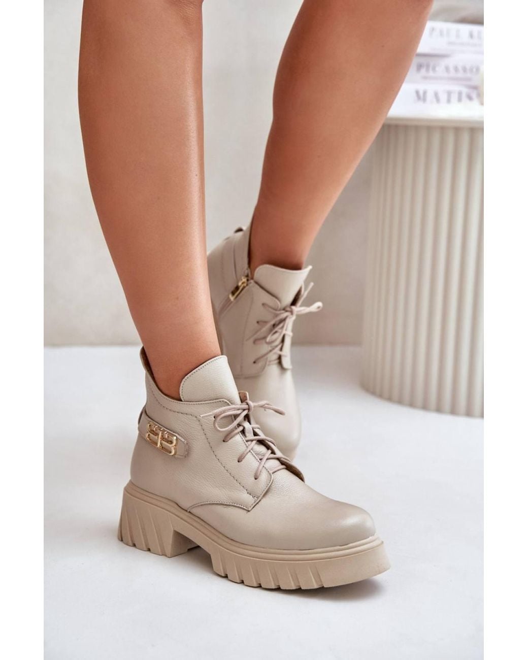 Love Lace Natural Winter Platform Round Toe Lace Up Boots