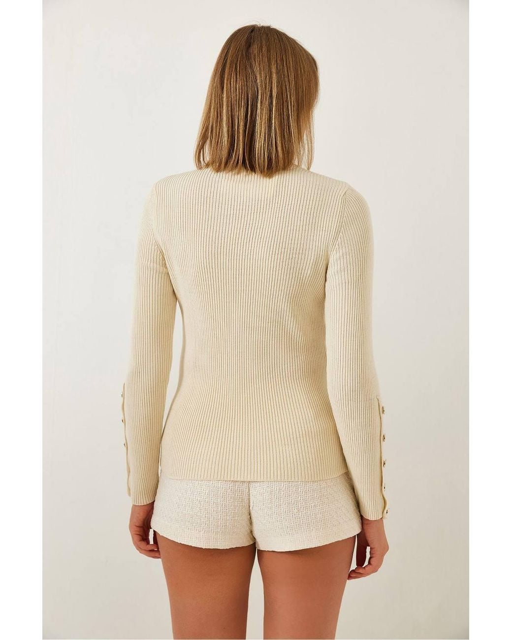 Bianco Lucci Natural Textured Knitwear Turtleneck Sweater With Button Cuff