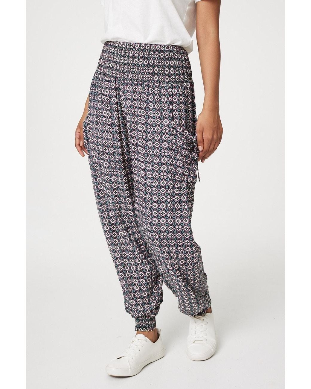 Izabel London Green Geo Print Pull On Harem Pants
