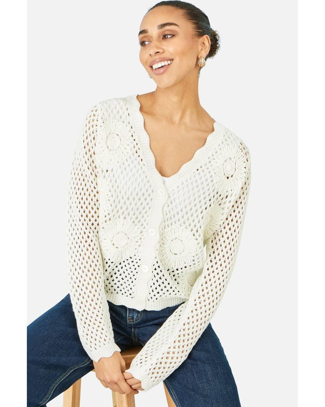 Yumi' White Flower Crochet Cardigan