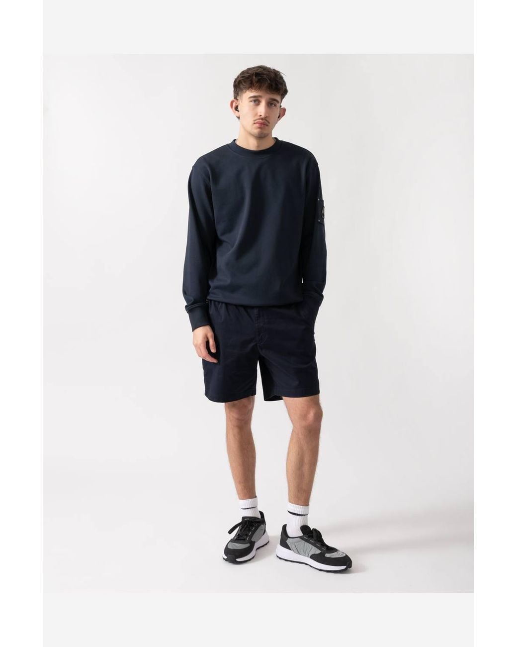 Moose Knuckles Blue Long Sleeve Crew Neck Logo Detail Regular Fit Sweatshirt for men