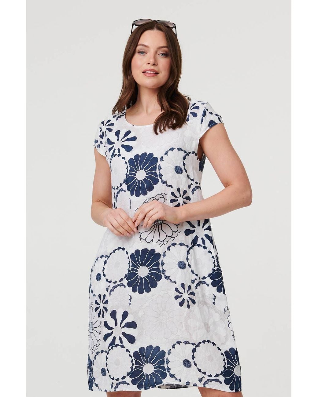 Izabel London Blue Floral Cap Sleeve Shift Short Dress