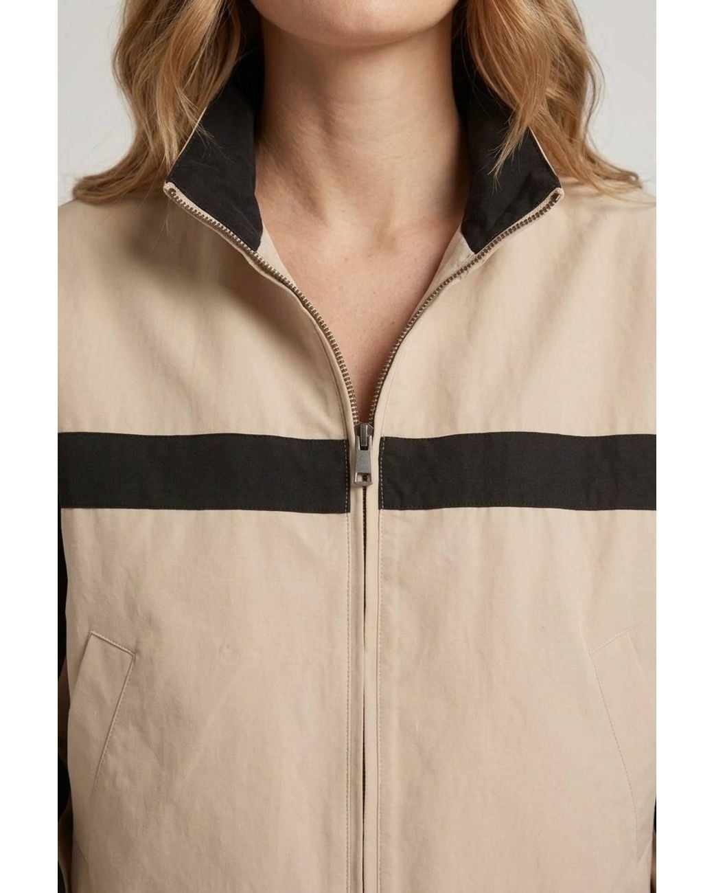 Izabel London Natural Collared Zip Front Boxy Jacket