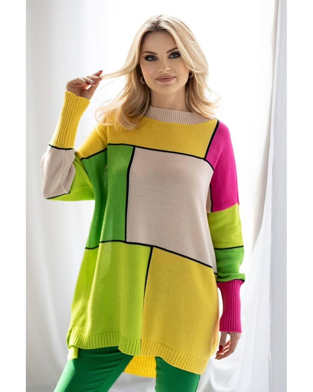 Love Lace Green Loose Fit Pullover Sweater Block Pattern