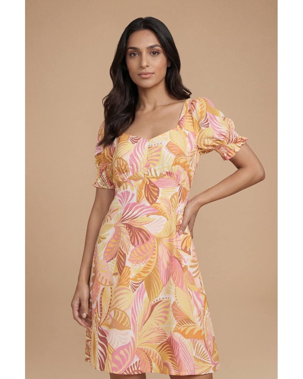 Dorothy Perkins Natural Petite Sweetheart Neck Puff Sleeve Printed Mini Dress