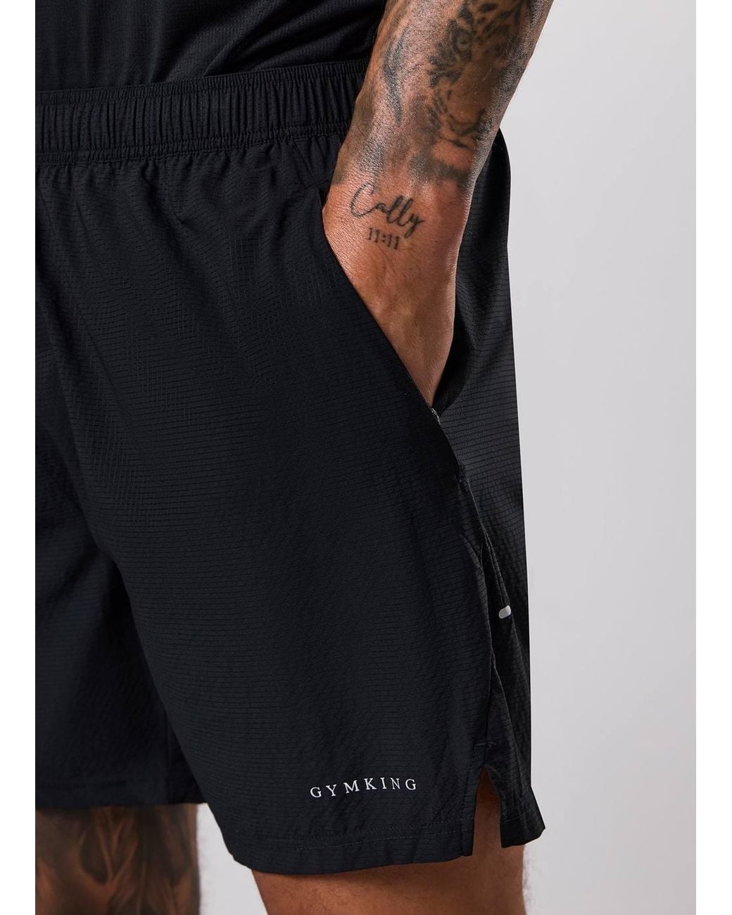Gym King Black Gym Shorts Energise 5In Woven Slim Fit for men