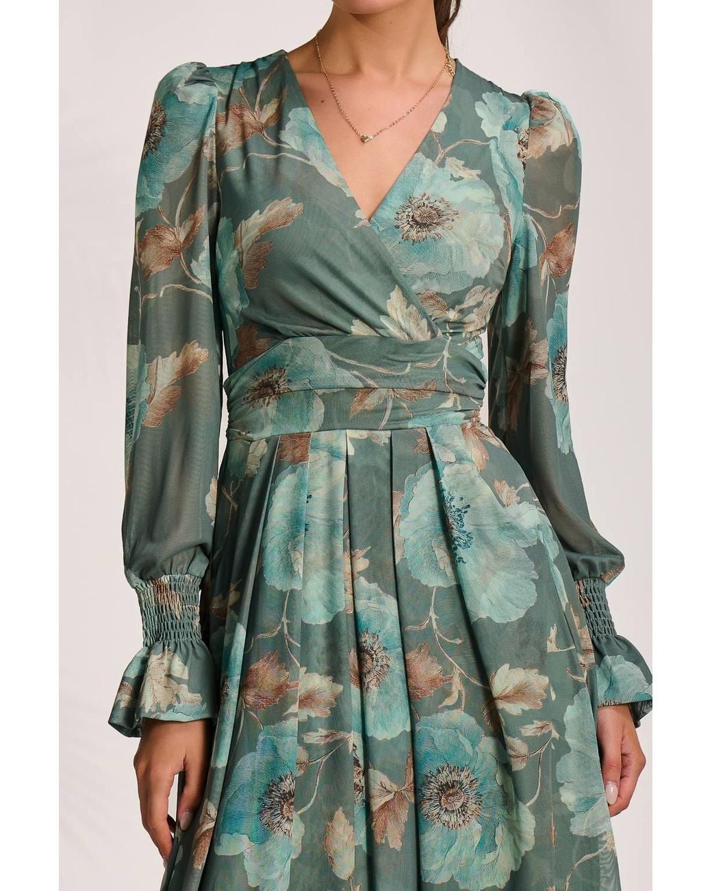 Jolie Moi Green Long Sleeve V Neck Mesh Maxi Dress