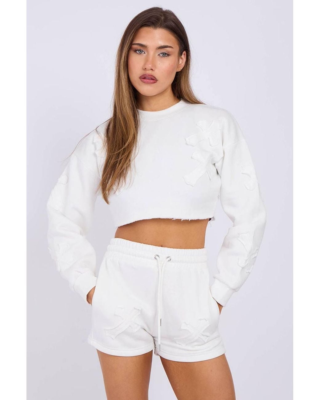 Stylewise White Cross Patch Cropped Sweatshirt & Shorts