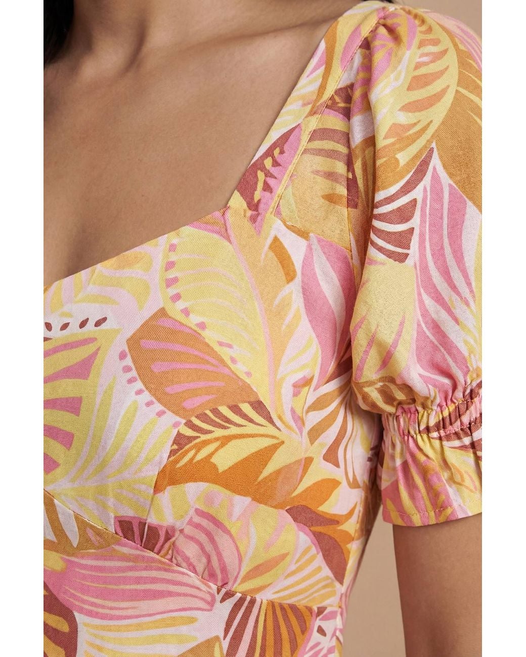Dorothy Perkins Natural Petite Sweetheart Neck Puff Sleeve Printed Mini Dress