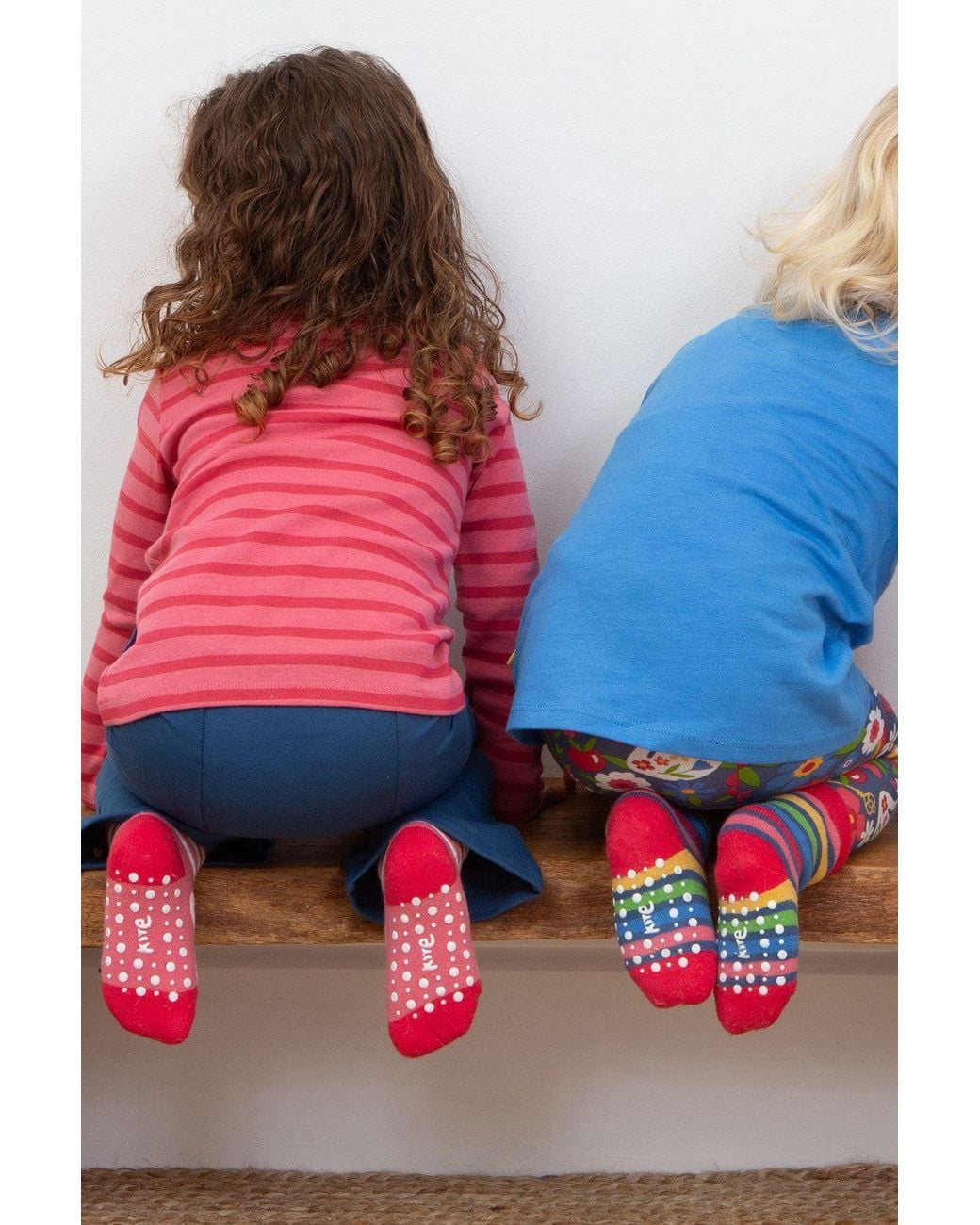 Kite Red Mrs Mouse Grippy Socks