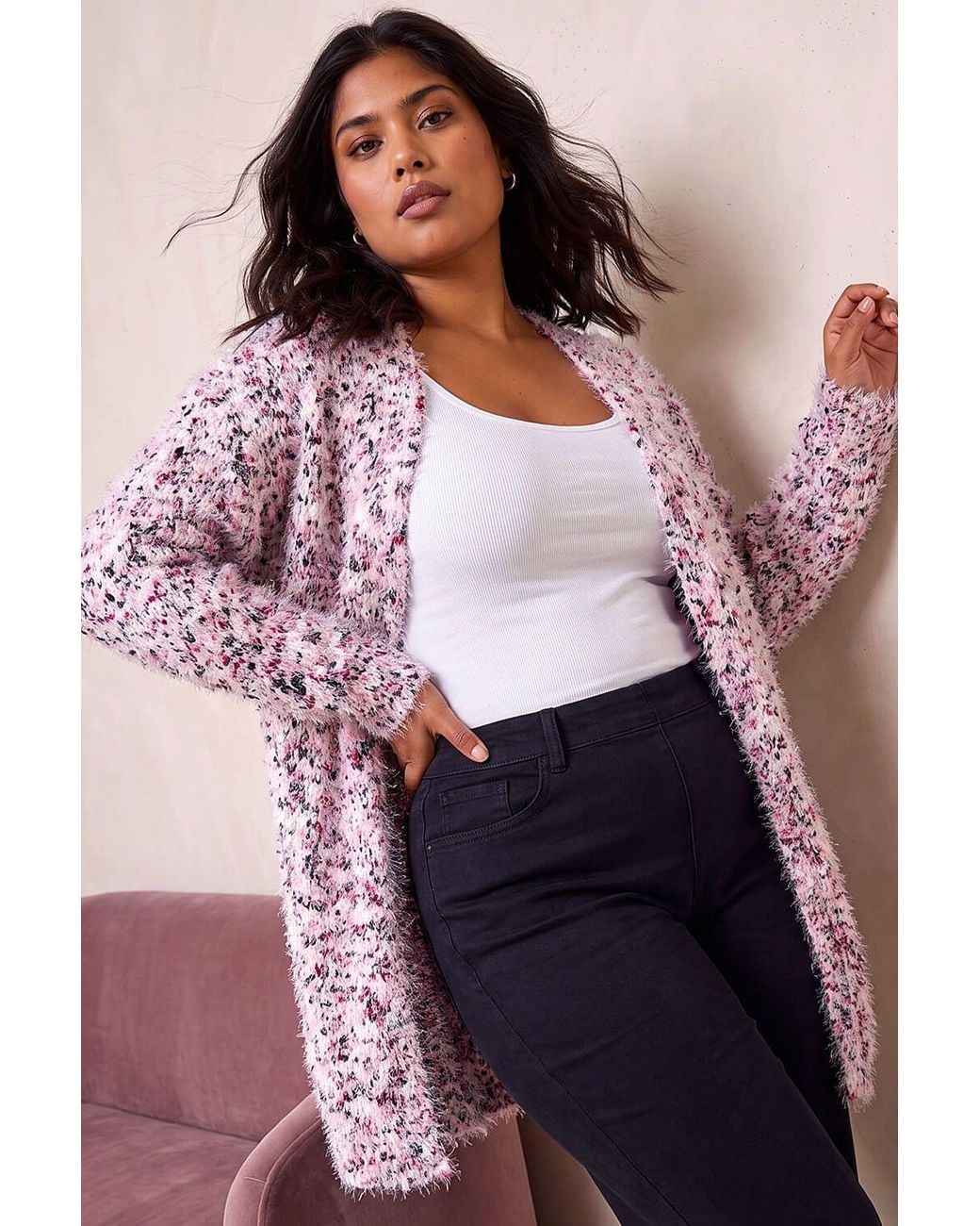 Roman Curve Fluffy Textured Cardigan