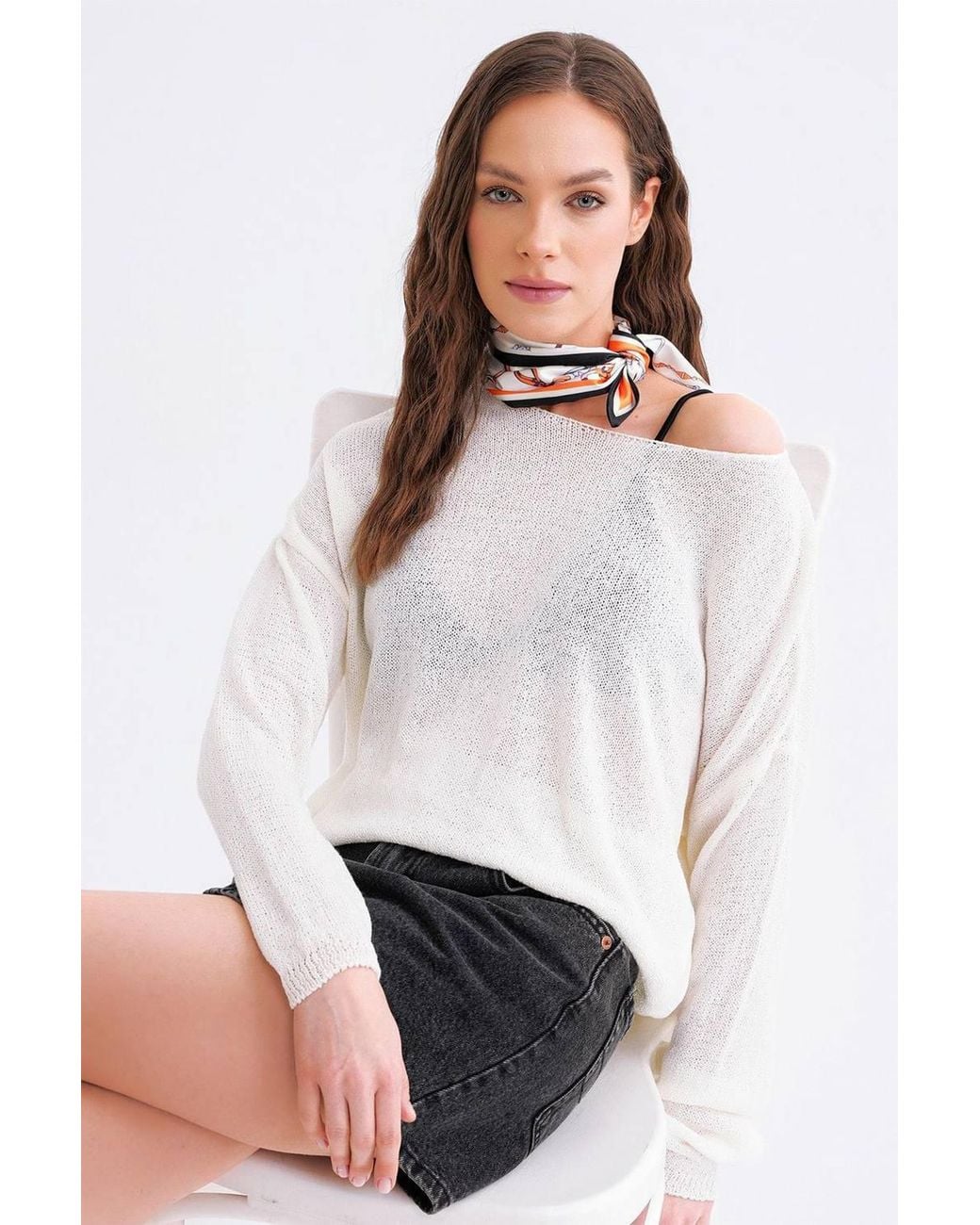 MixRay White Oversized Boat Neck Knit Sweater
