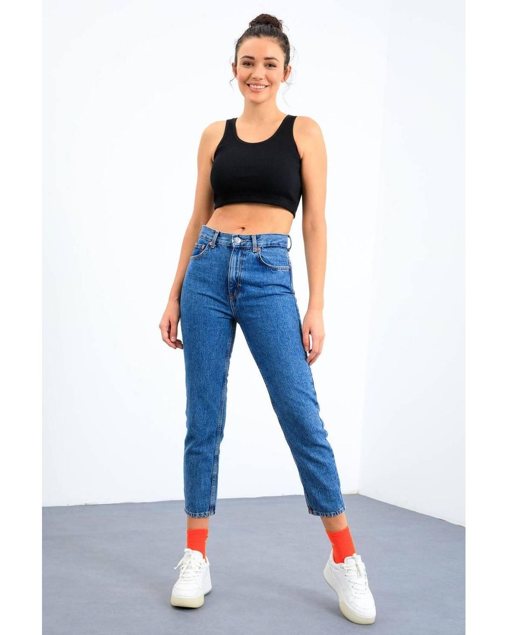 TOMMY LIFE Blue Ribbed Sleeveless Crop Top