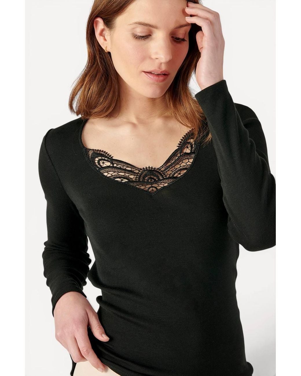 DAMART Black Thermal Medium Warmth V-Neck Lace Trim Long-Sleeved T-Shirt