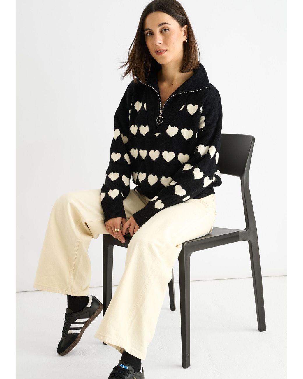 Gini London Black Heart Zip Up Loose Fit Knit Jumper