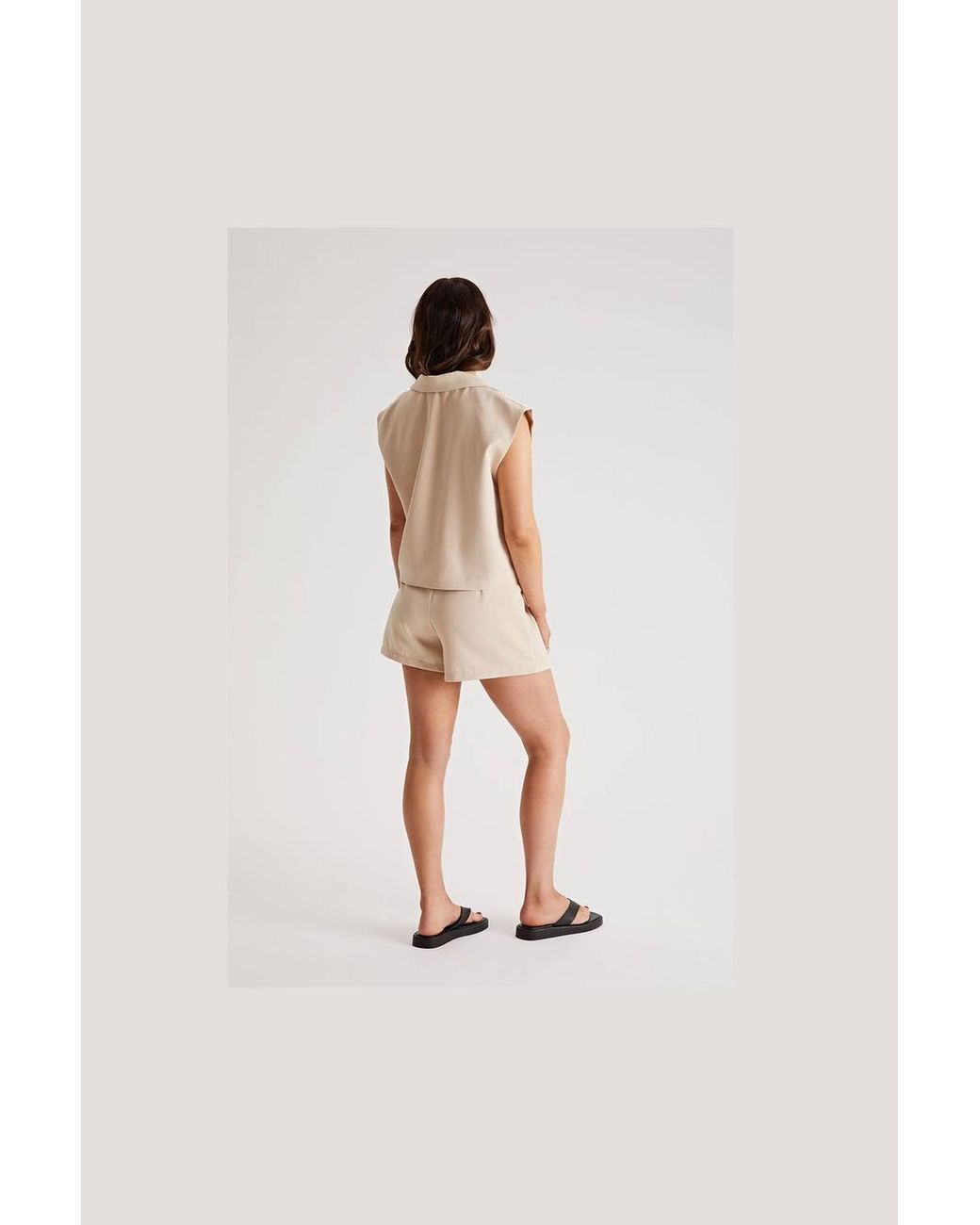 Urban Bliss Natural Cropped Blazer