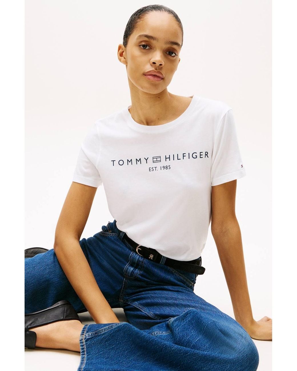 Tommy Hilfiger White Reg Corp Logo Cre Neck T-Shirt