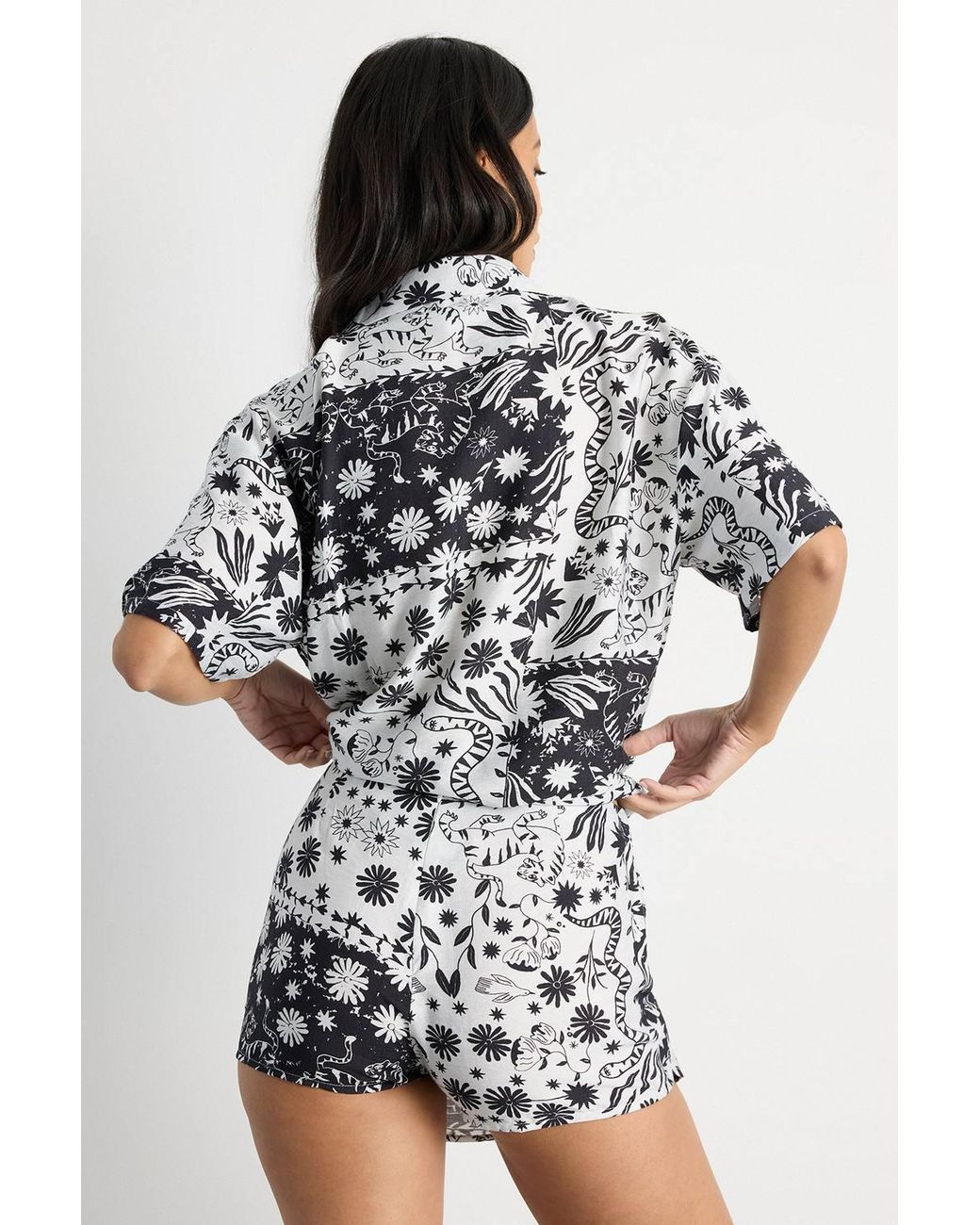 Warehouse Multicolor Scarf Print Short