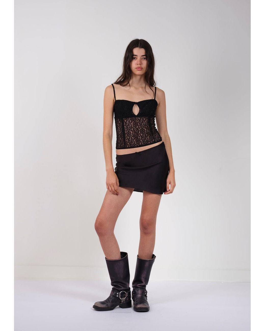 DEBUTE White The Ruby Mini Skirt