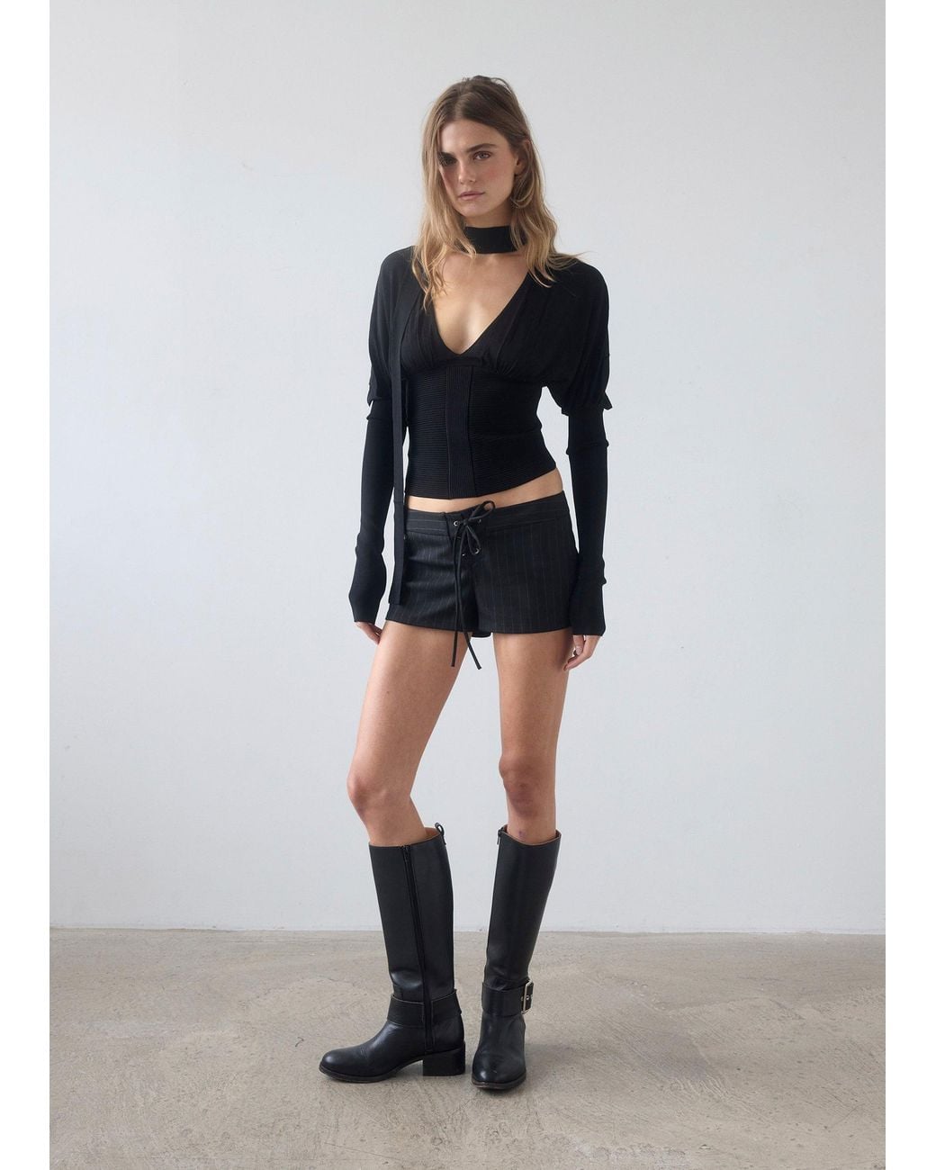 DEBUTE Black The Cora Shorts