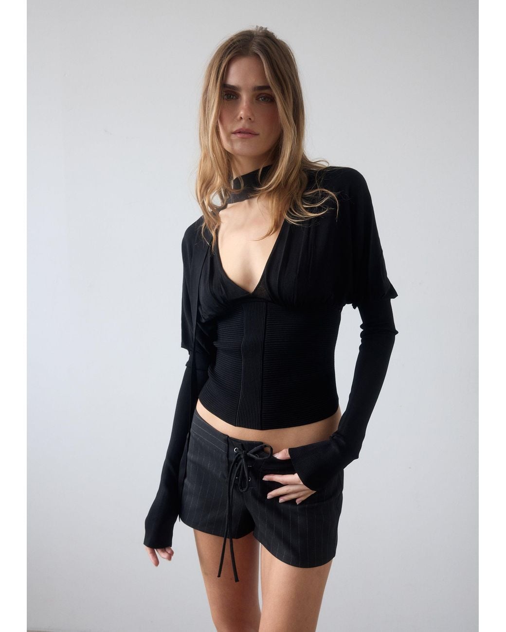 DEBUTE Black The Cora Shorts