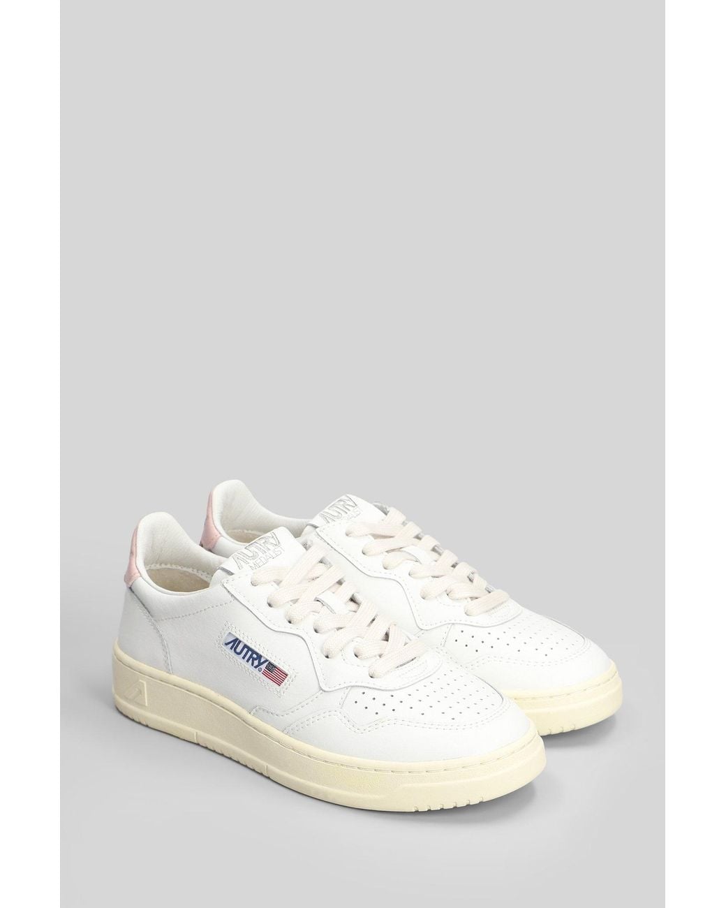 Autry White Medalist Low Sneakers