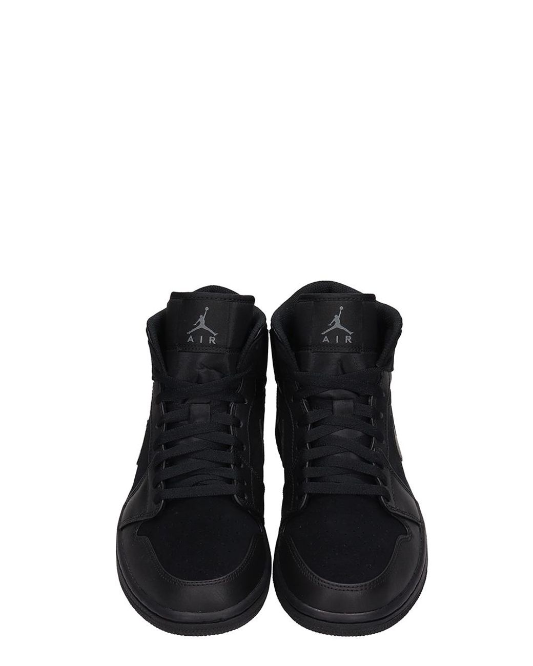 all black sneakers jordans