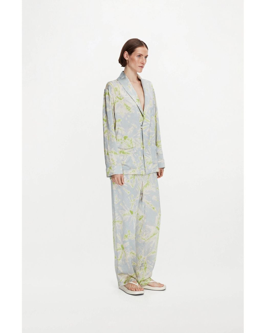 delos.land White Gilbert Jacket