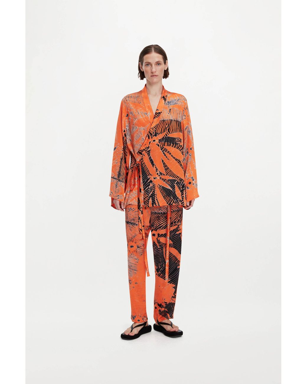 delos.land Red Tao Trousers