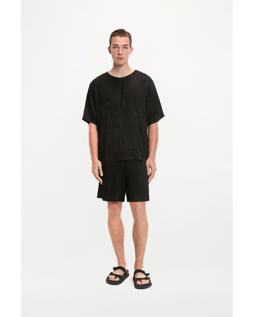 delos.land Black Aurelius Tshirt for men