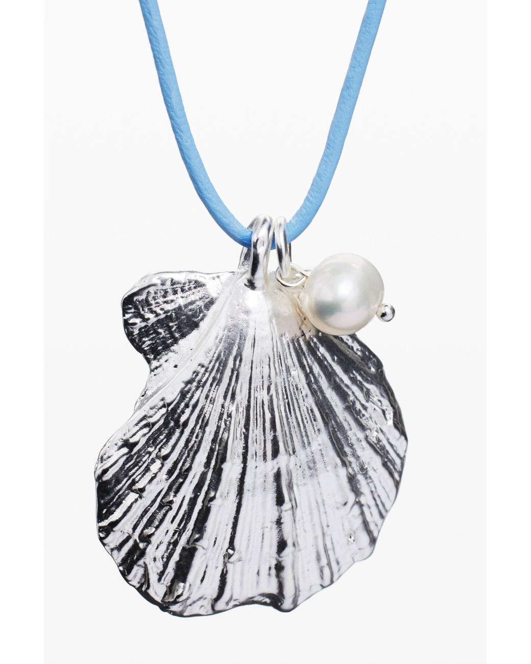 Desigual Blue Plated Shell Pendant Cord Zalio