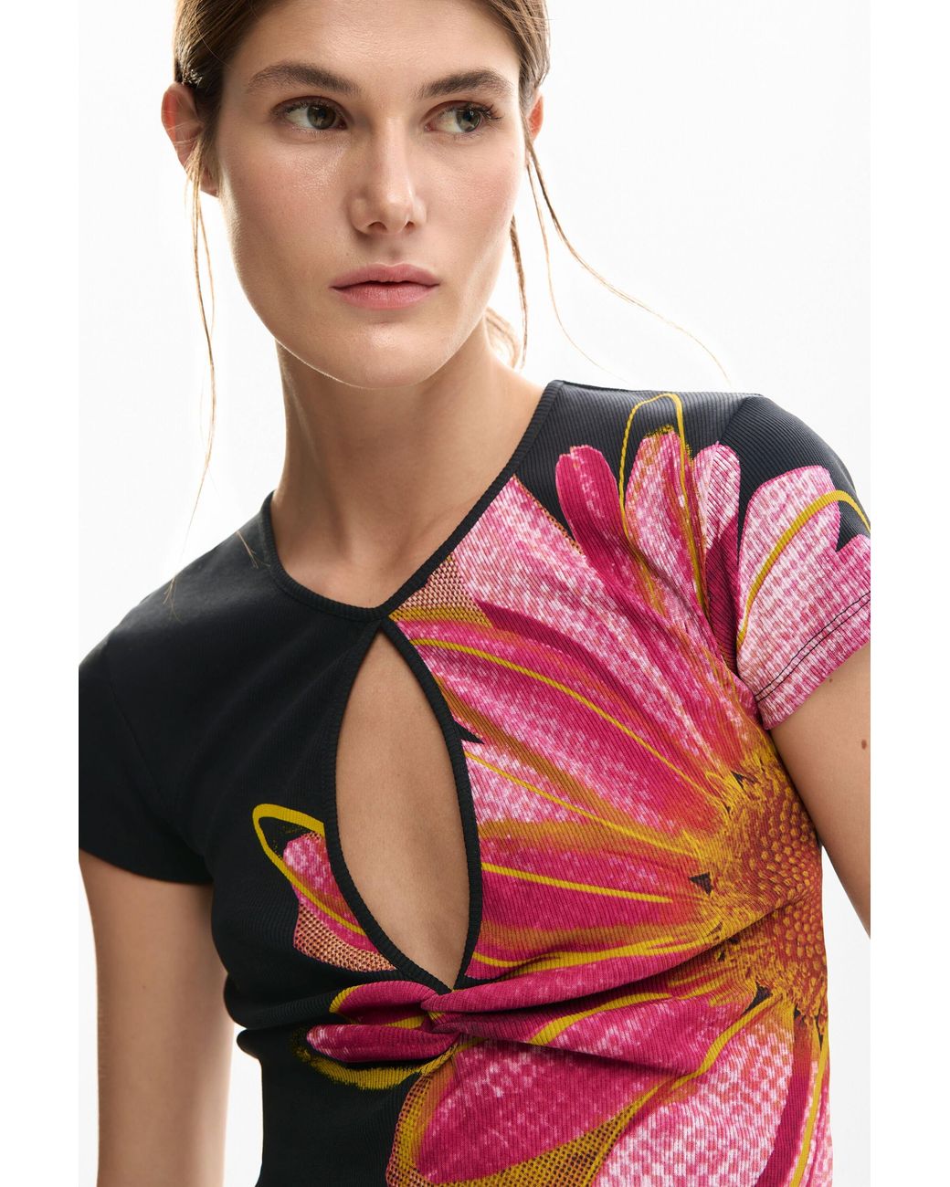 Desigual Red T-Shirt Opening Flower, Cotton