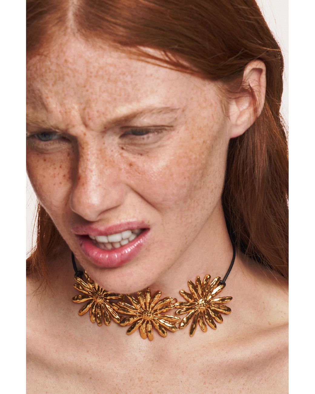 Desigual Metallic Daisy Zalio Necklace