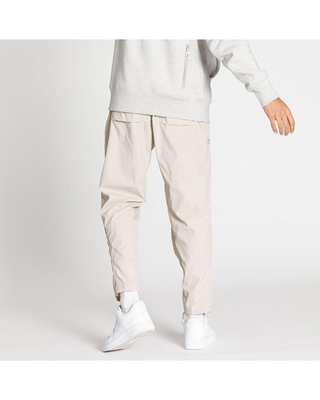 Nike Modern Essential Woven Pants in 