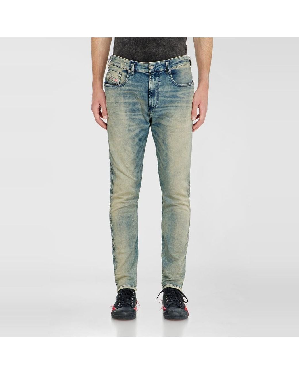 DIESEL Blue Slim Regular Waist 2062 D-Strukt Joggjeans, Medium, Zip Fly for men