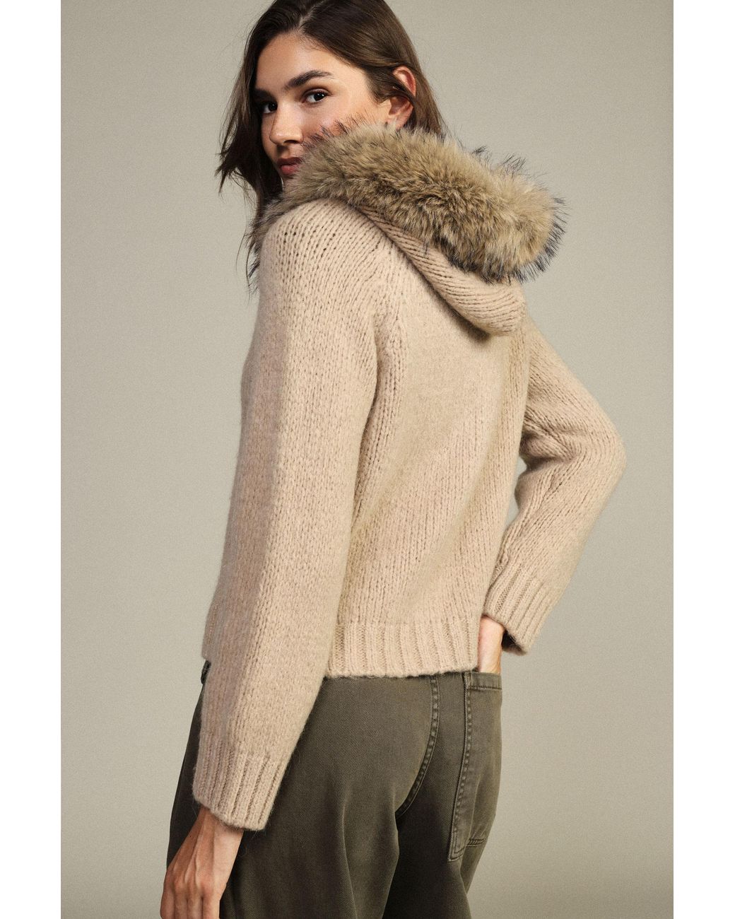 Cardigan Con Zip E Collo di Dixie in Natural