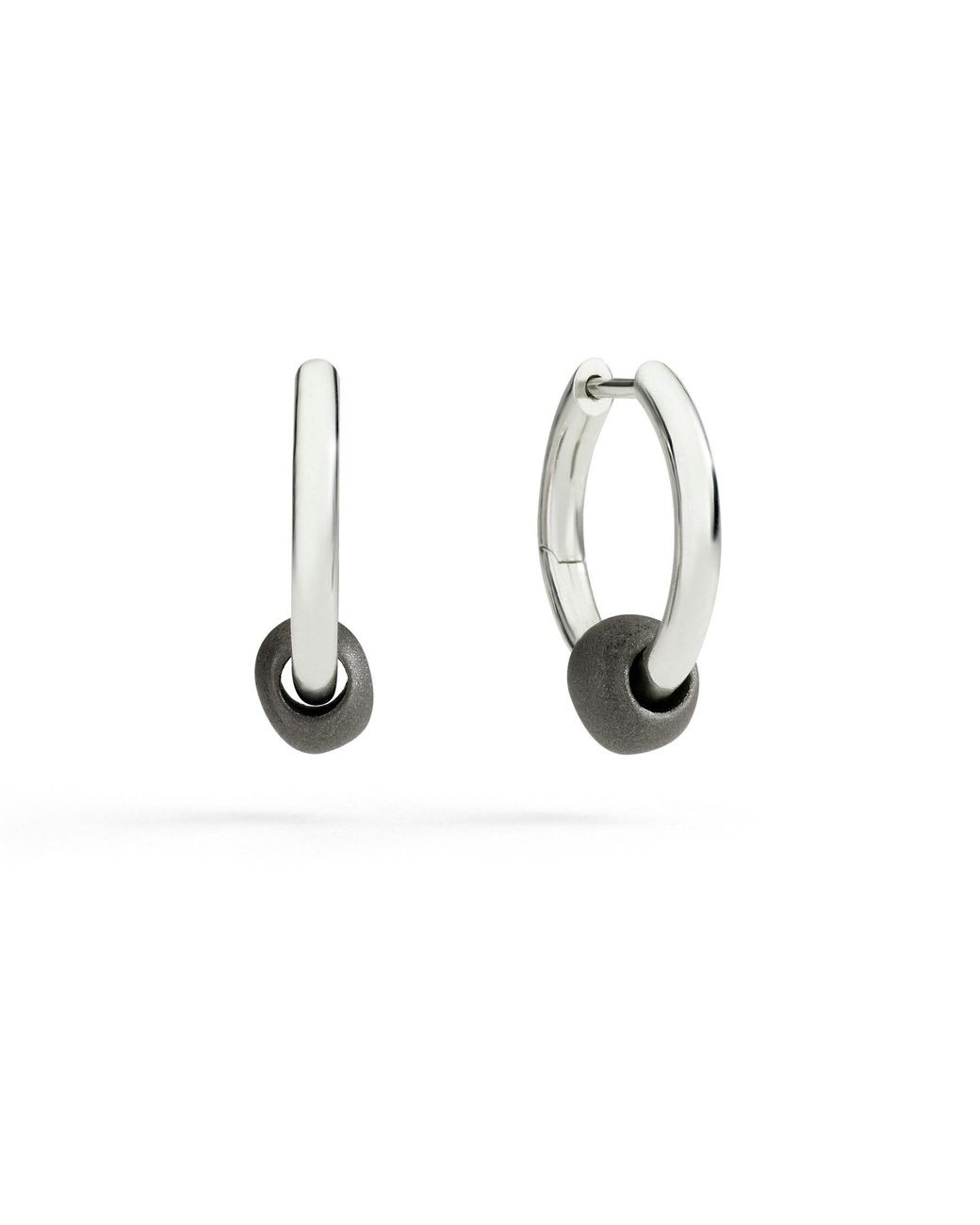 Dodo Metallic Pepita Hoop Earrings & Titanium
