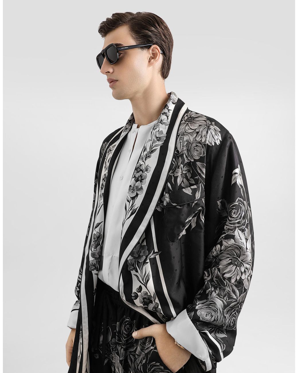 Dolce & Gabbana White Flower Bouquet-Print Jacquard Twill Robe for men