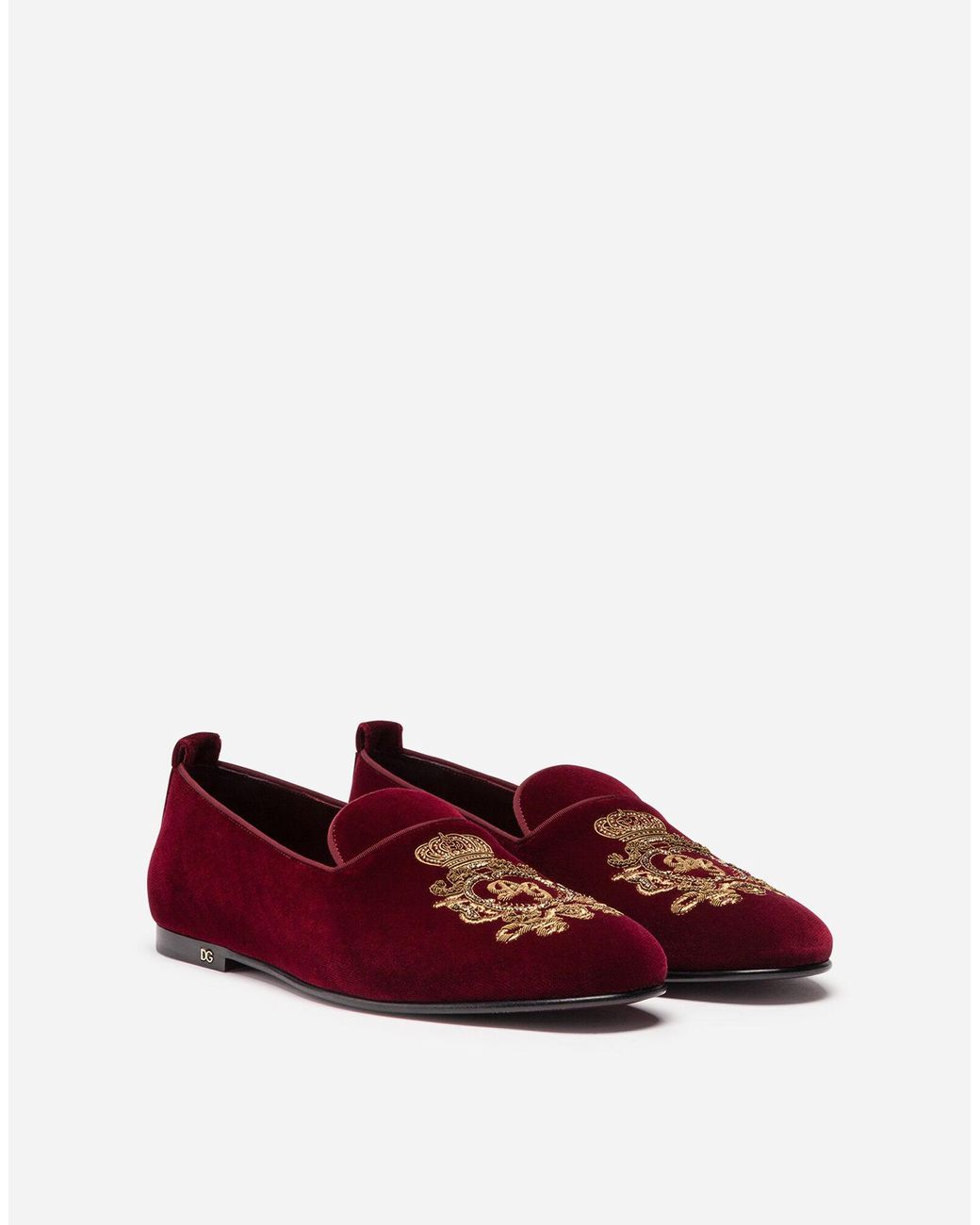Herren Schuhe Slipper Pantoletten Dolce & Gabbana Samt Slipper mit Wappenstickerei in Rot für Herren 