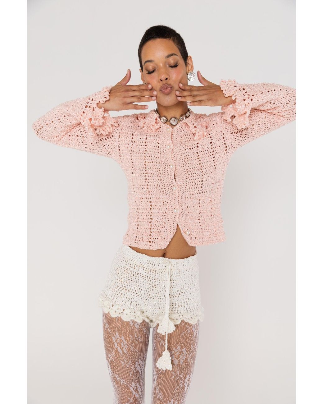 Andreeva Natural Chrysanthemum Handmade Crochet Shorts
