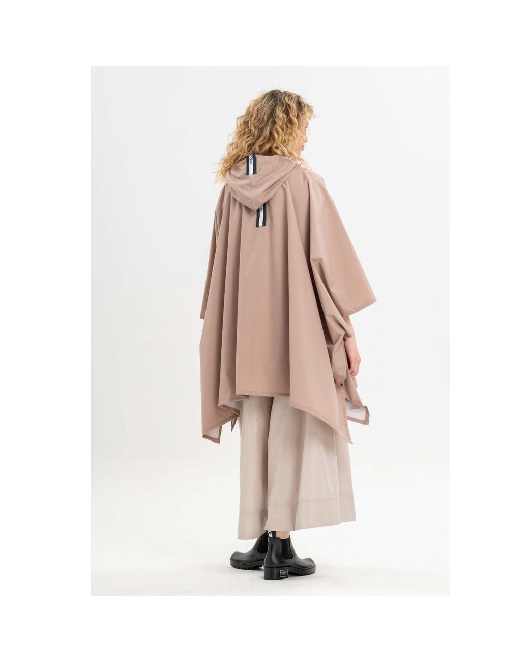 SECO RAINWEAR Natural Cape Dubai